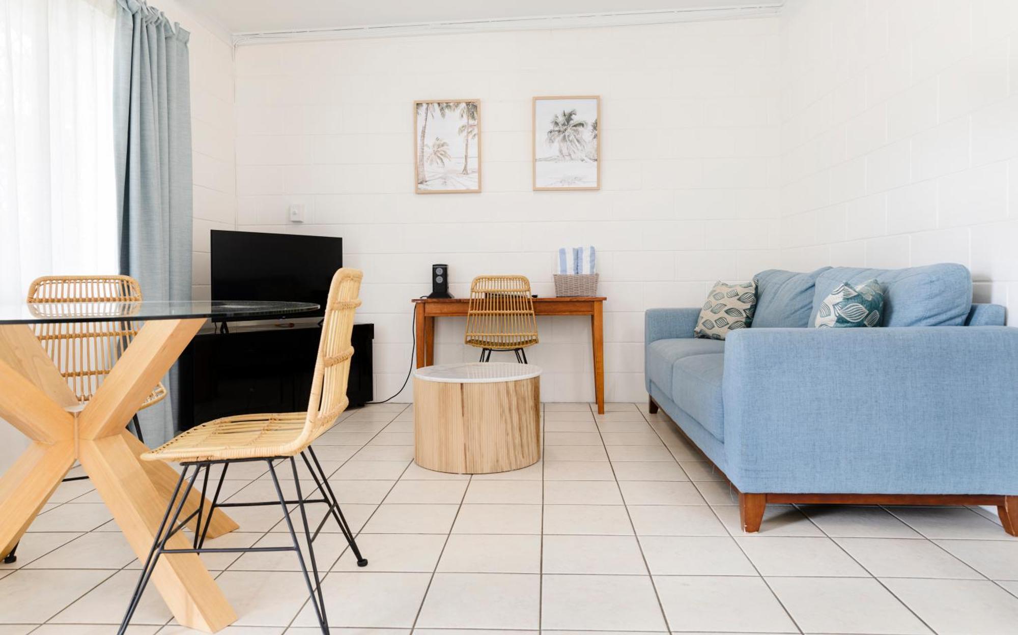 Palm View Holiday Apartments Боуен Екстериор снимка