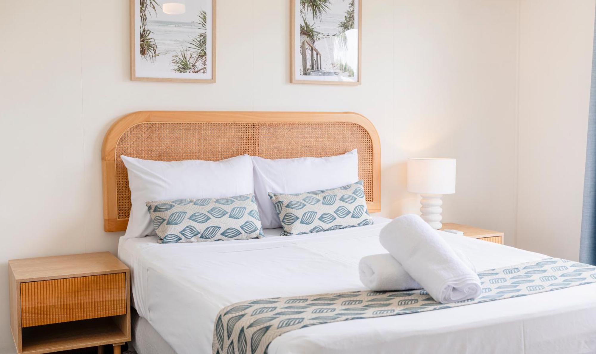 Palm View Holiday Apartments Боуен Екстериор снимка